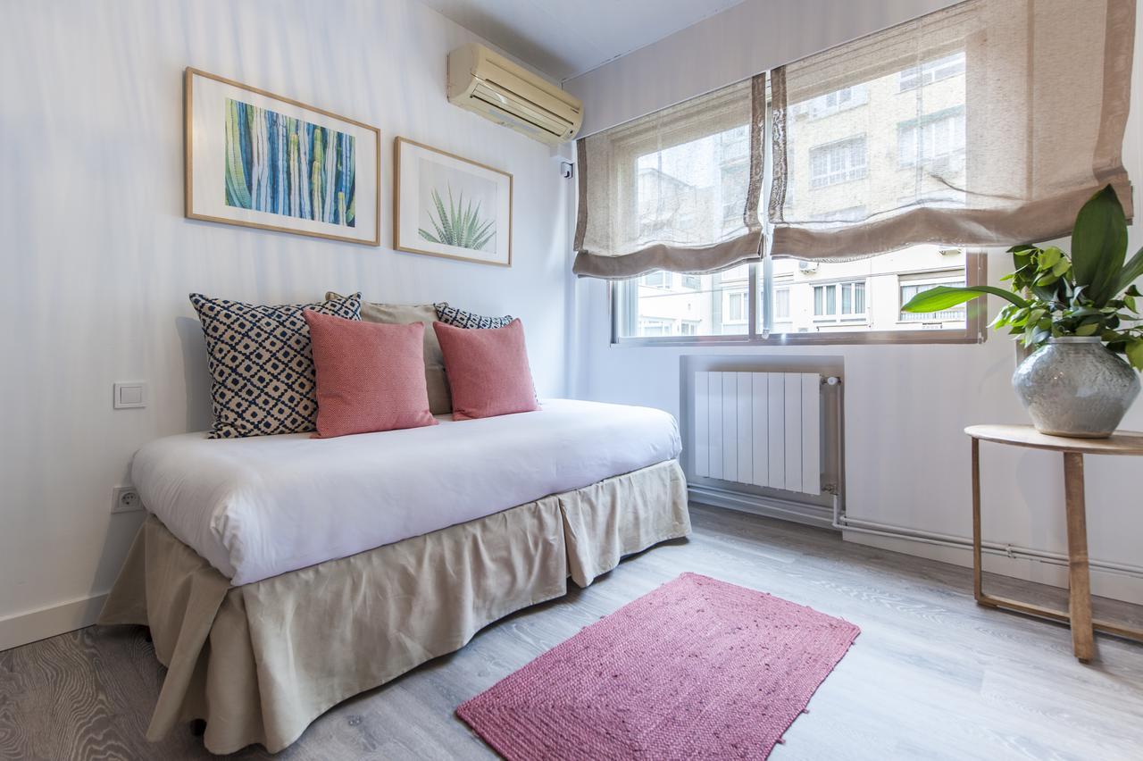 Principe De Vergara IV Apartment มาดริด ภายนอก รูปภาพ